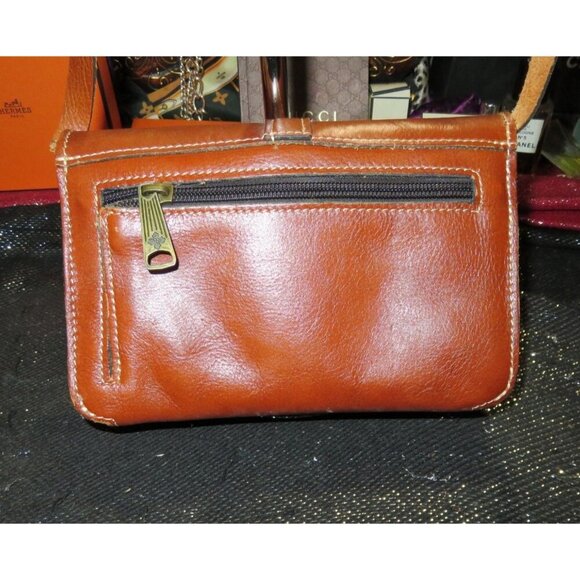 Patricia Nash Heritage Collection Leather Crossbody Wallet in Cognac - Picture 2 of 11